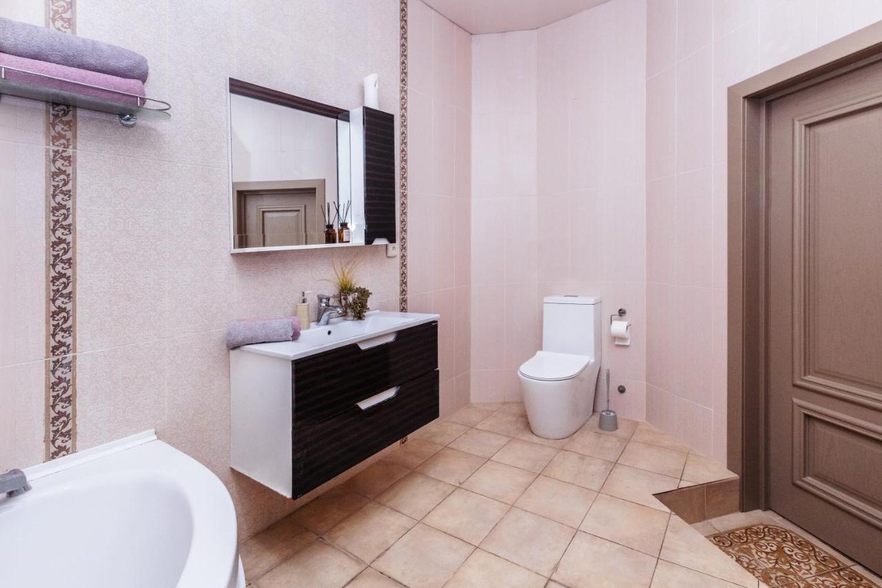 Просторные Апартаменты Класса Люкс Suhumi Exterior foto
